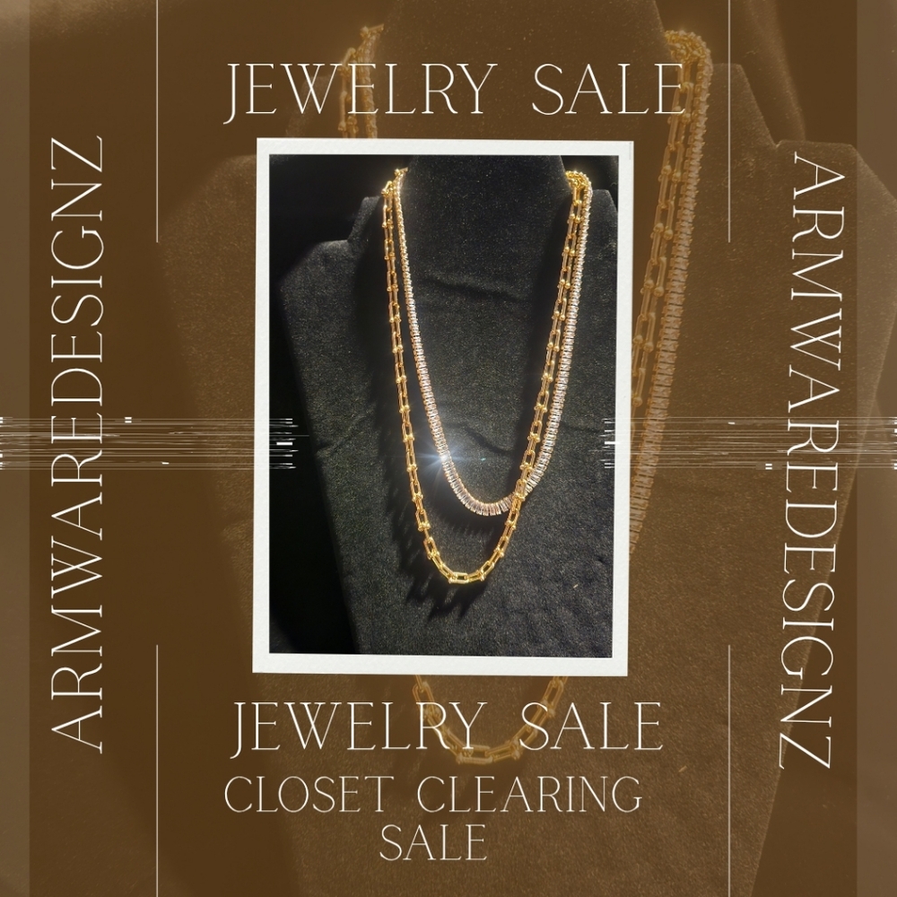 CLOSET CLEARING SALE - Gold and  Silver Rhinestone Necklace